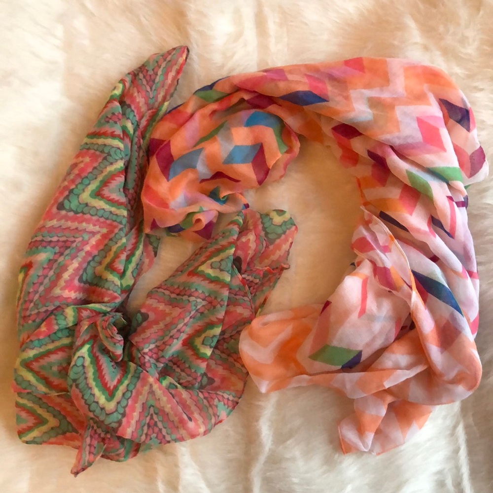SOLD Light weight patterned scarves (2) - Picture 2 of 8
